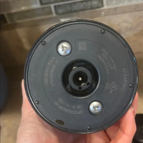 Nespresso Aeroccino3 Black Milk Frother - Picture 3 of 4